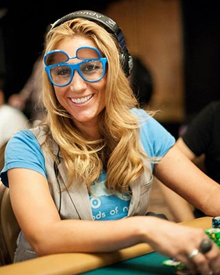 Vanessa Rrousso fun at the tables